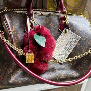 STUNNING Leather Fashion Satchel w/dual straps, charms, & LV Shopping Tote Bag!